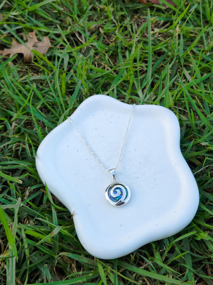 Sterling Silver Swirl Circle Pendant