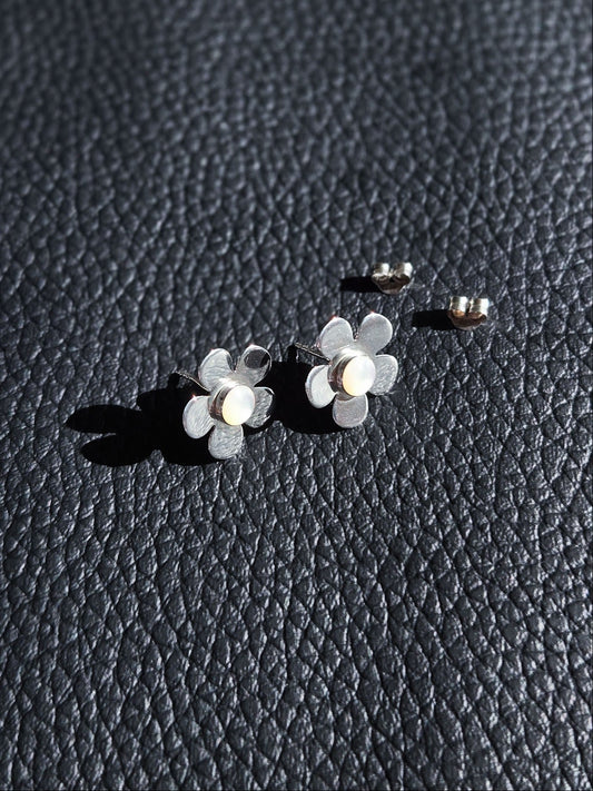 Sterling Silver Flower Stud Earrings 15mm
