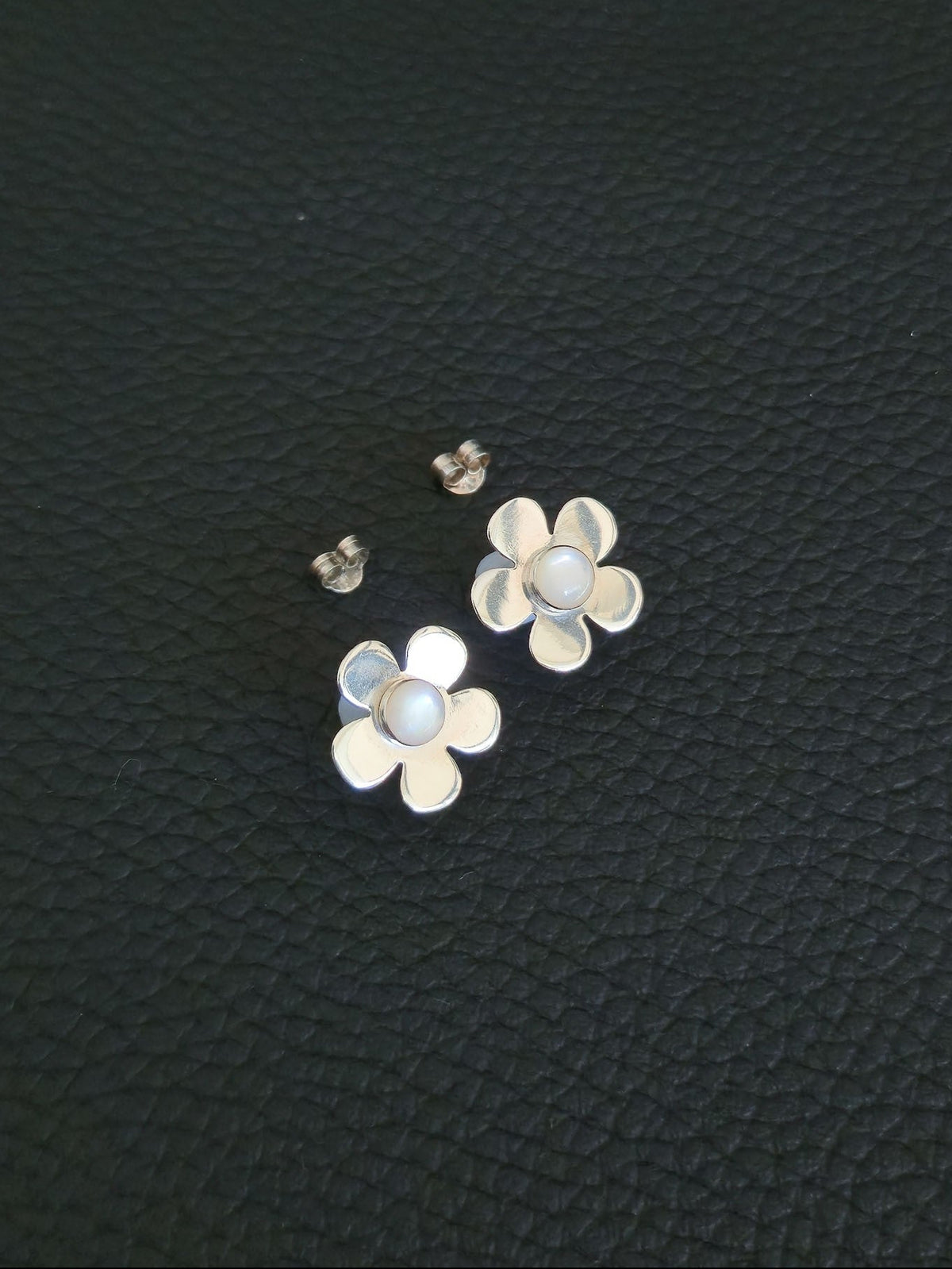 Sterling Silver Flower Stud Earrings 15mm