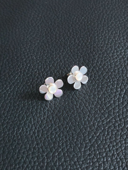 Sterling Silver Flower Stud Earrings 15mm